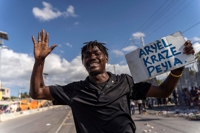 아이티 대혼돈…콜레라 16명 사망에 반정부 시위 도중 1명 숨져