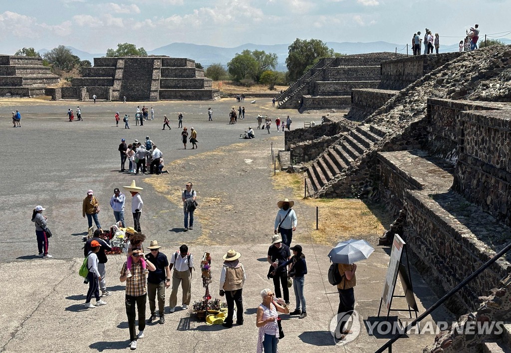 MEXICO-TEOTIHUACAN-TOURISM