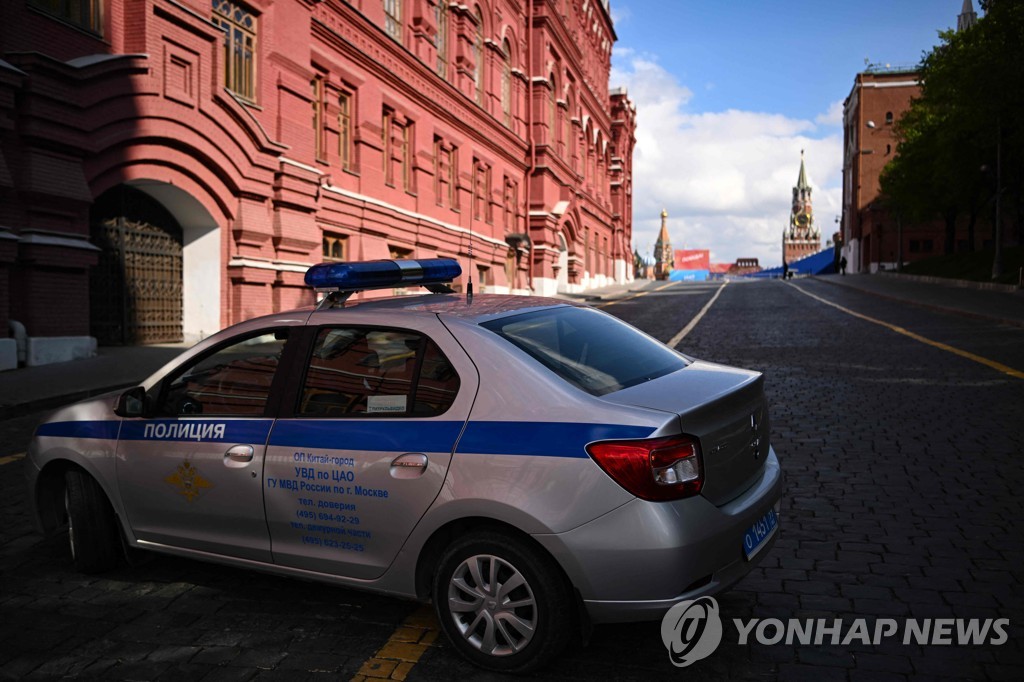 크렘린궁 주변에 세워진 경찰차
