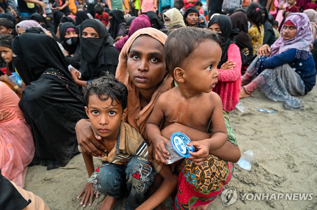 인도네시아에 도착한 로힝야족 난민들