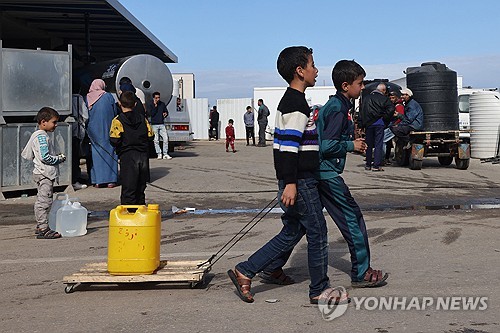 Water Shortage Crisis Deepens in Gaza as Children Struggle to Access Drinking Water – Urgent Update