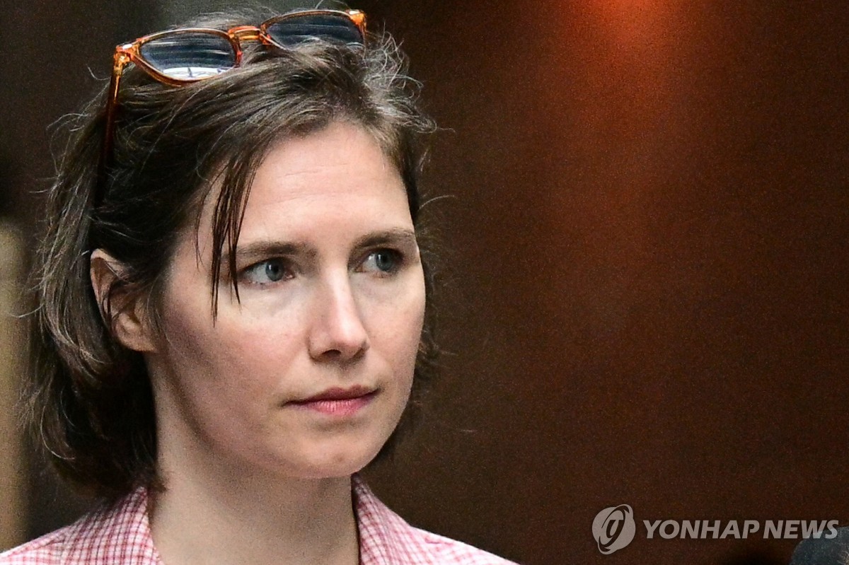 '유학생 살인사건' 어맨다 녹스, 이탈리아서 명예훼손 또 유죄 | 연합뉴스