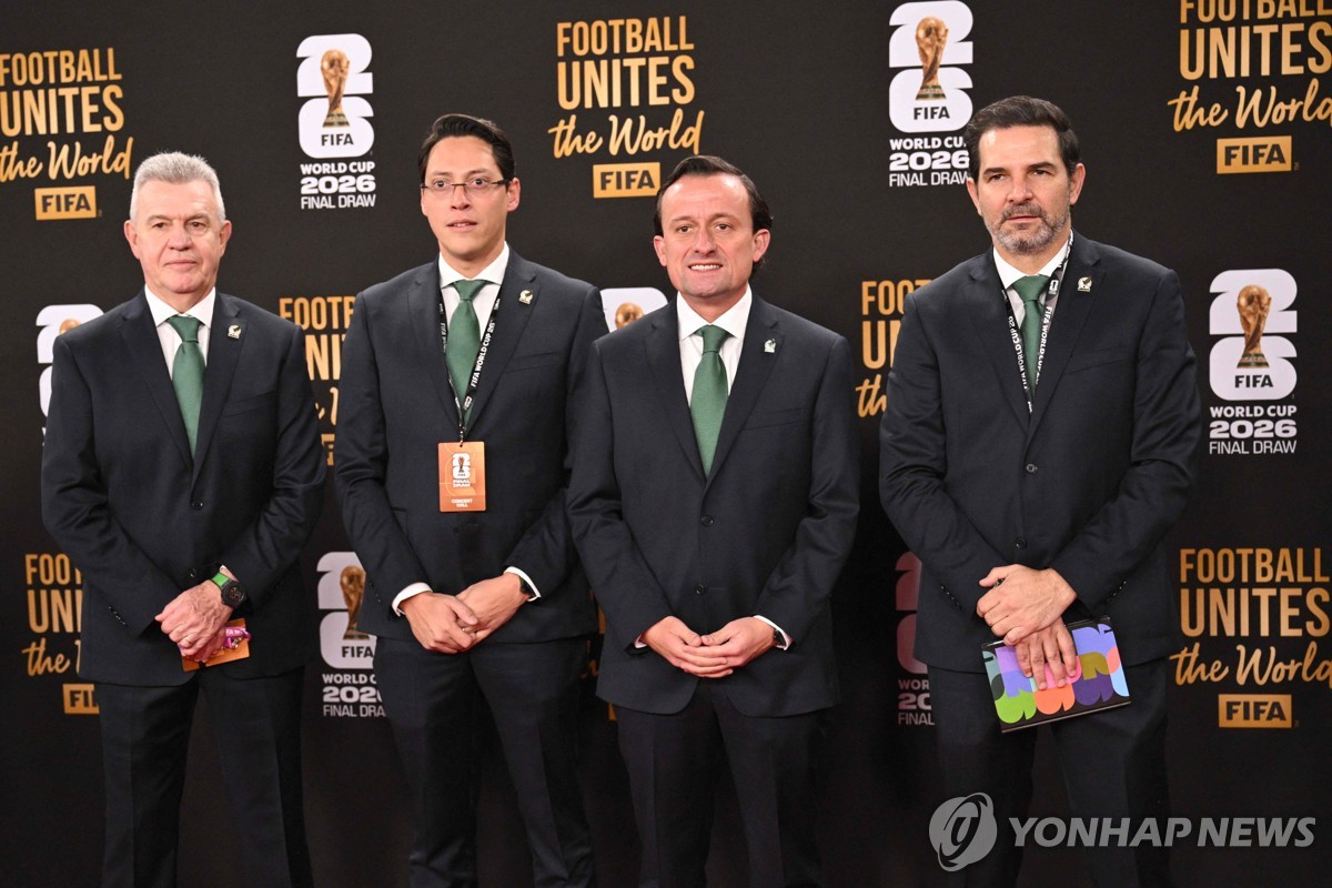 익숙한 한국·남아공 만날 멕시코 감독 "유럽팀 모르는 건 변수"(종합)