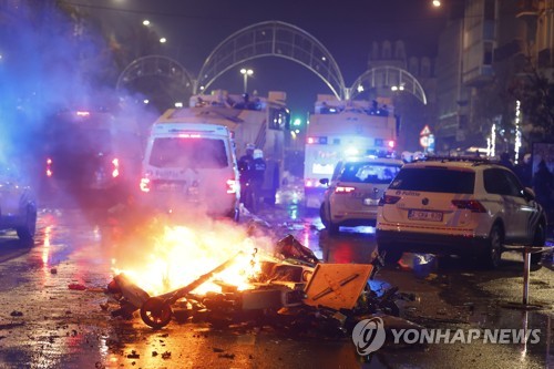 폭동이 일어난 벨기에 브뤼셀 거리