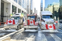 캐나다 수도에 비상사태…코로나 백신반대 트럭에 점령