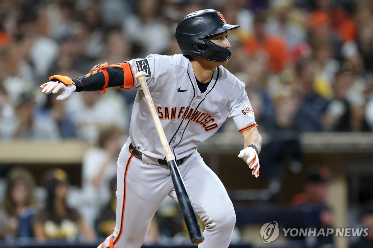 MLB 샌프란시스코 이정후, 10경기 연속 안타…8월 타율 0.338