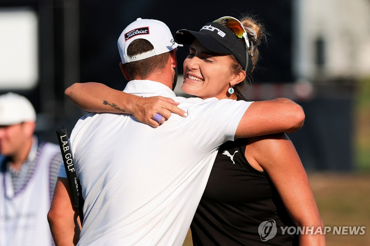 톰프슨-클라크·헐-브레넌, 그랜트 손턴 인비테이셔널 1R 선두