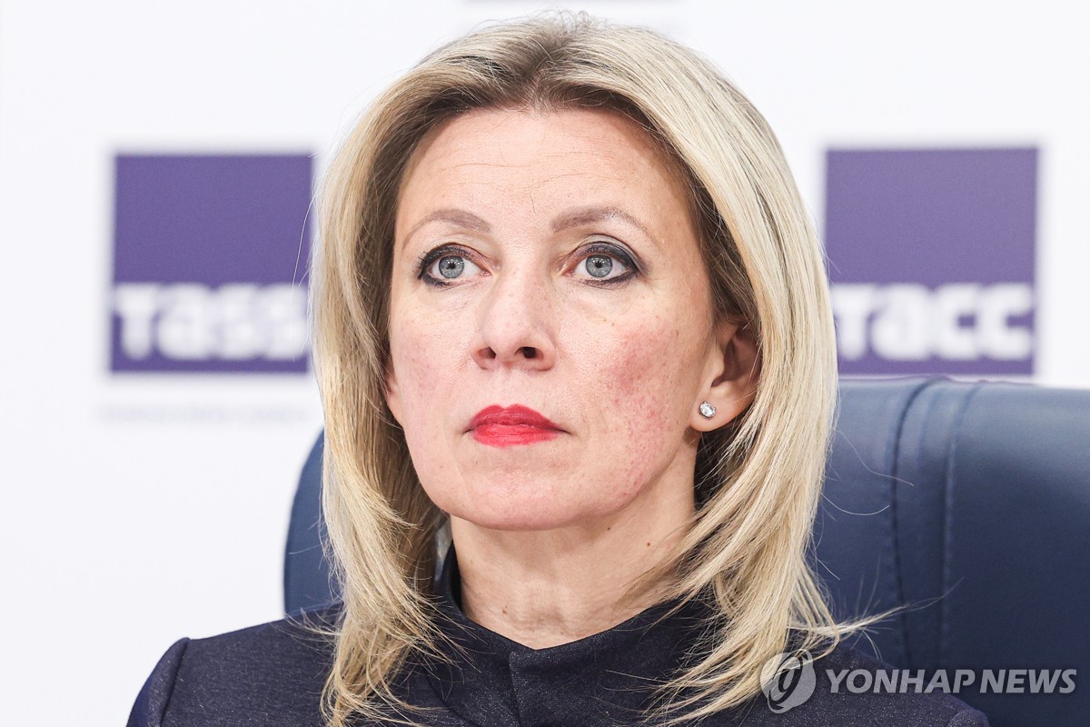 러 "우크라의 러 타격 도운 국가에 무기 사용할 권리 …