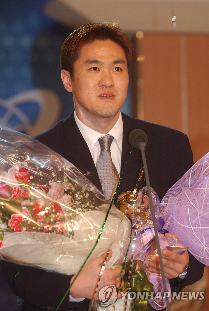 2002-2003프로농구 MVP를 수상한 김병철.
