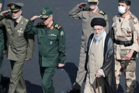 '히잡 시위'에 입 연 이란 최고지도자 