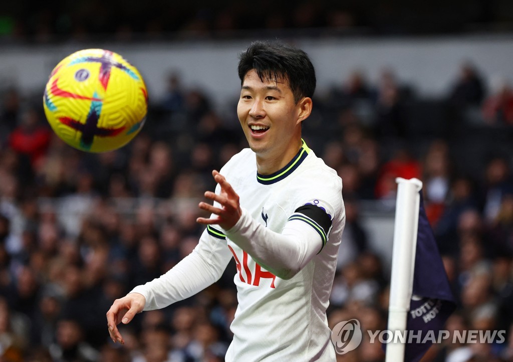 In this Action Images photo via Reuters, Son Heung-min of Tottenham Hotspur tosses the ball during a Premier League match against Aston Villa at Tottenham Hotspur Stadium in London on Jan. 1, 2023. (Yonhap)