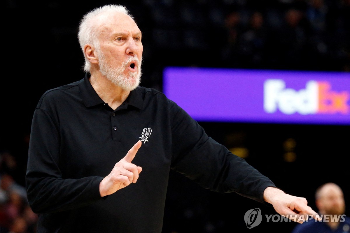 그레그 포퍼비치 감독