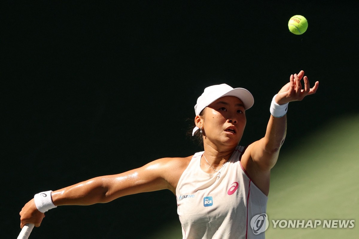 젠, 인도네시아 선수로 23년 만에 WTA 투어 단식 4강 진출