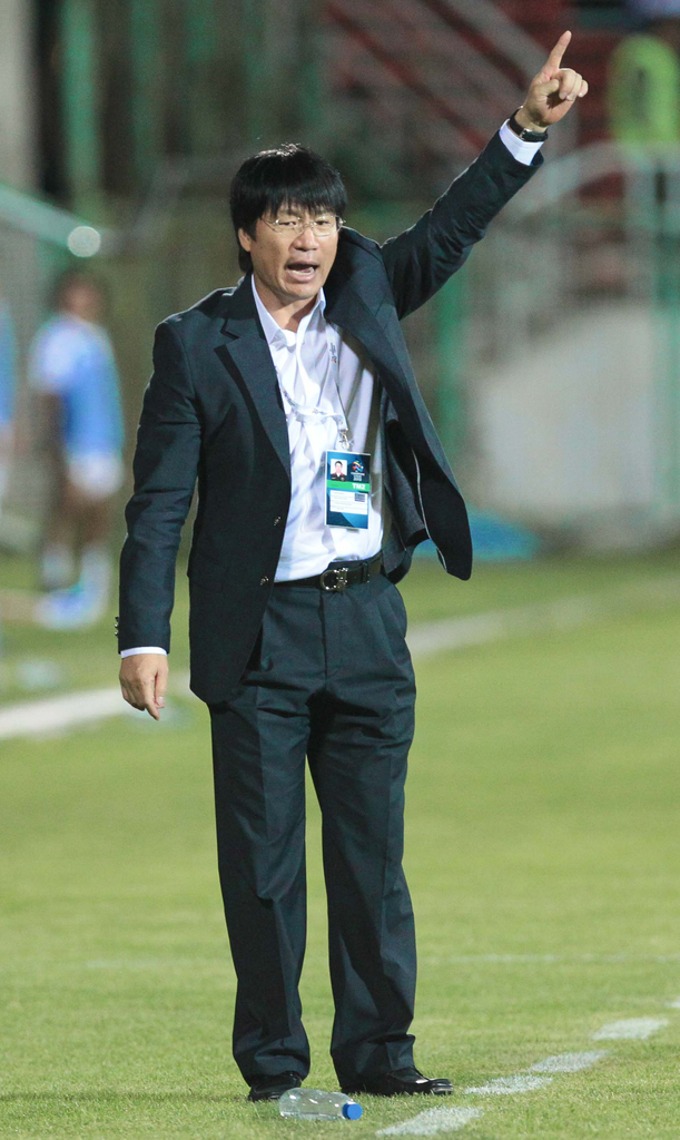 2010년 9월 포항의 AFC 챔피언스리그 경기에서 박 감독의 모습
