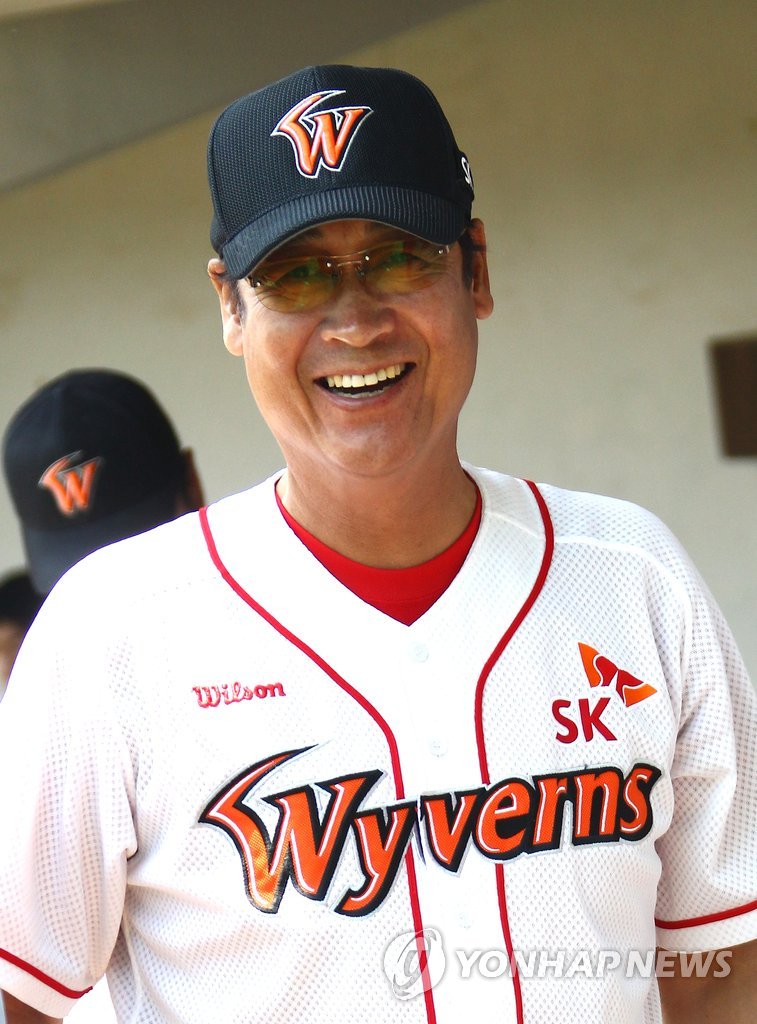 2014년 SK 사령탑 시절의 김용희 전 감독
