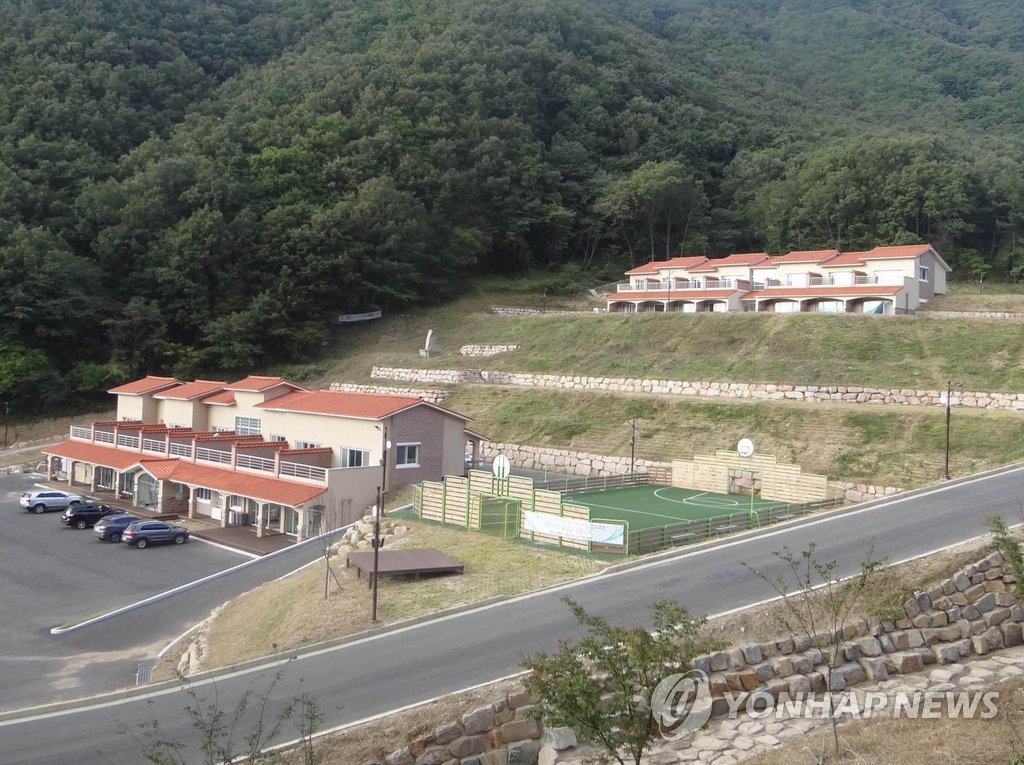 경북도 팔공산금화자연휴양림 임시 개장 | 연합뉴스