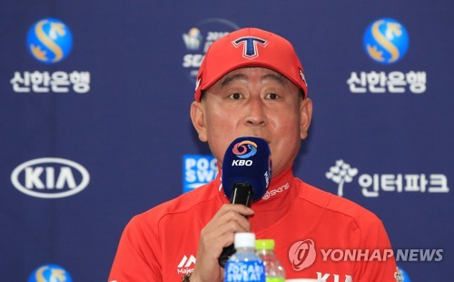 Kia Tigers manager Kim Ki-tai offers to quit after slow start