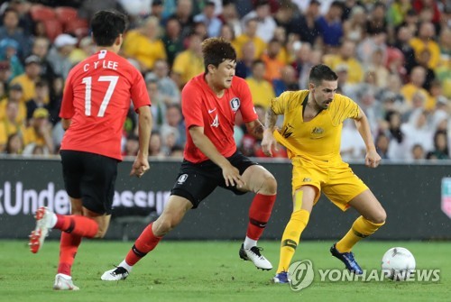 황인범·김민재, 한국축구 미래 밝힌 22살 동갑내기의 활약