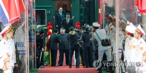 الزعيم الكوري الشمالي كيم جونغ-أون يصل إلى فيتنام