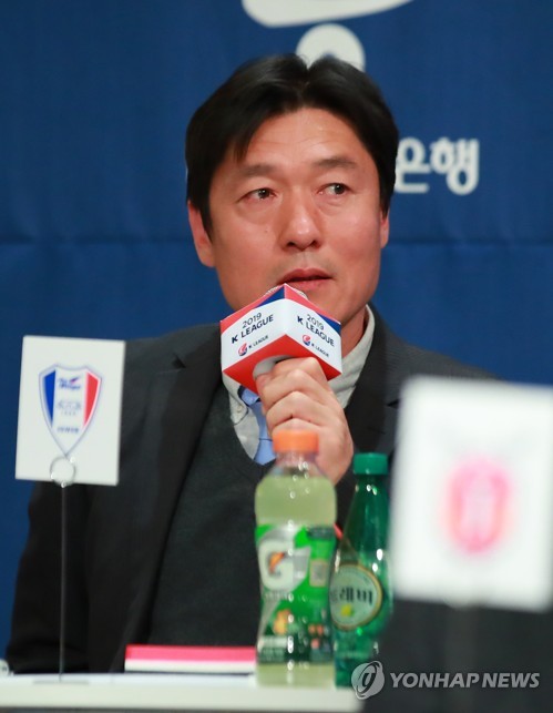 수원 새 사령탑 이임생 "전에 없던 다이내믹한 축구 할 것"