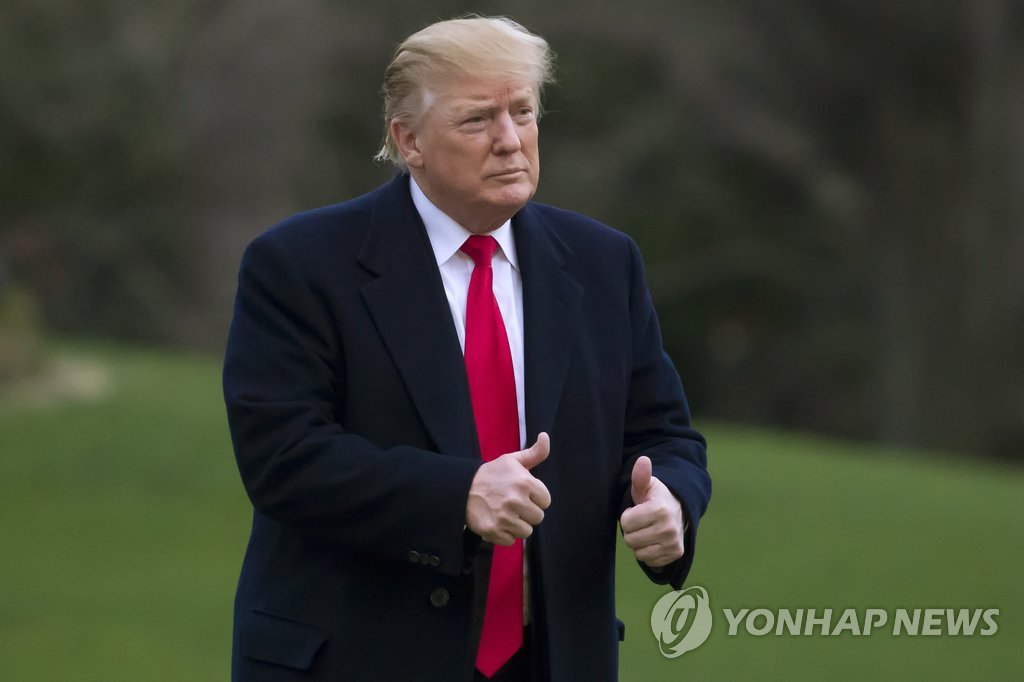 족쇄 풀린 트럼프, 민주에 대반격…"힐러리 캠프 특검해야" 족쇄 풀린 트럼프, 민주에 대반격…"힐러리 캠프 특검해야"