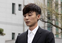 Le chanteur Roy Kim interrogé par la police pour le scandale sexuel