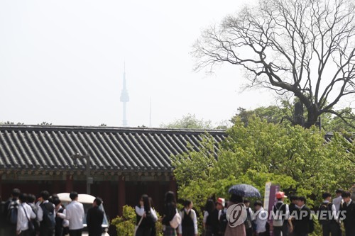 [날씨] 전국 구름 많고 일교차 커…미세먼지 '보통'∼'나쁨'