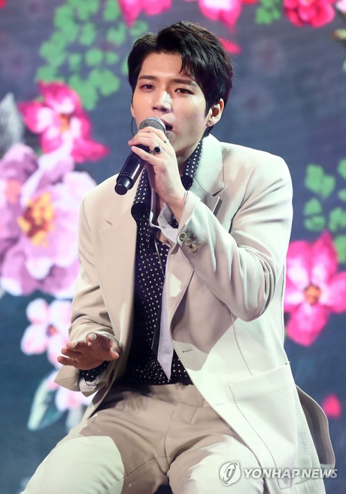 Nam Woo-hyun releases new album