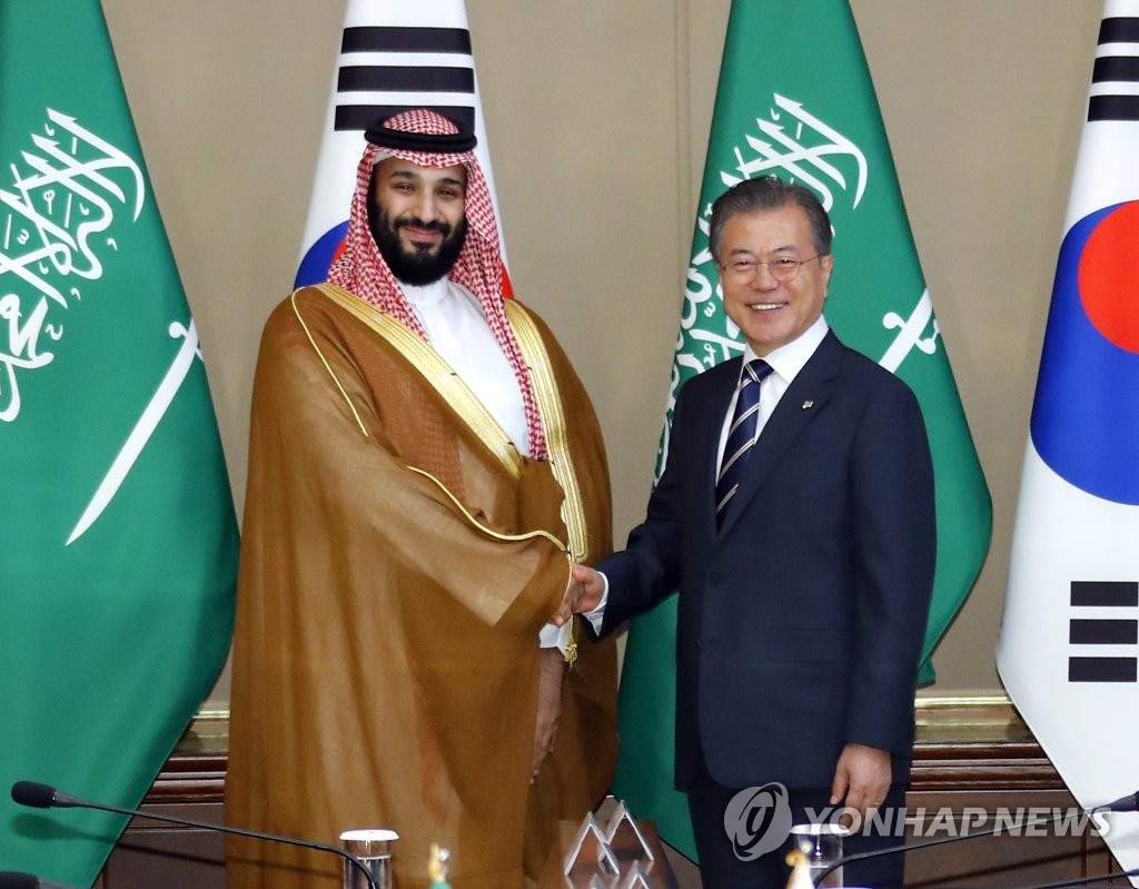文大統領　サウジアラビア皇太子と会談＝協力拡大など議論