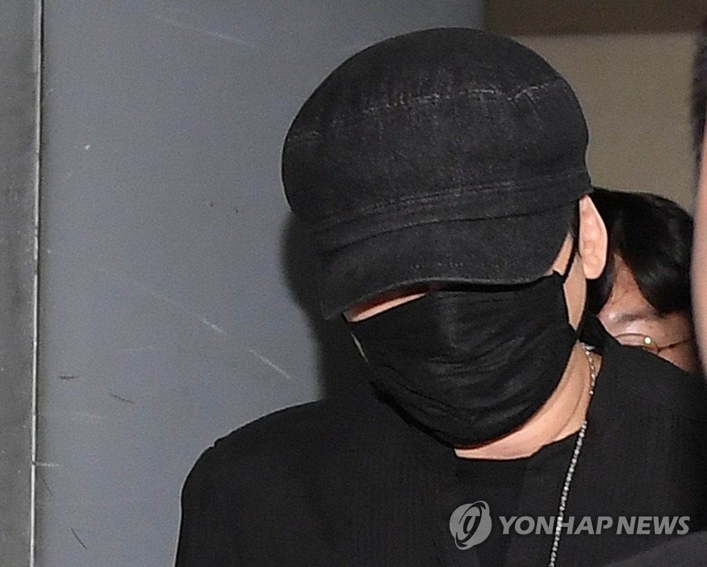 Yang Hyun-suk, former CEO and chief producer of YG Entertainment, comes out of a police agency on June 27, 2019, in Seoul after undergoing questioning over allegations that he arranged sex services for foreign investors. (Pool photo) (PHOTO NOT FOR SALE) (Yonhap) 