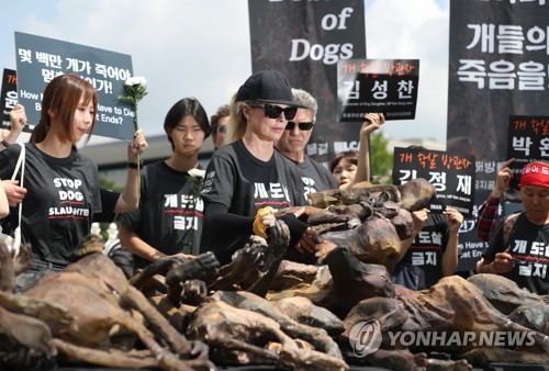 Contre la viande de chien