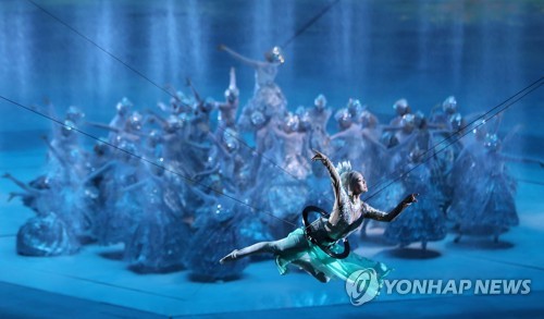 (LEAD) Les mondiaux de natation de Gwangju fêtent la vie, la paix et la prospérité lors de leur ouverture