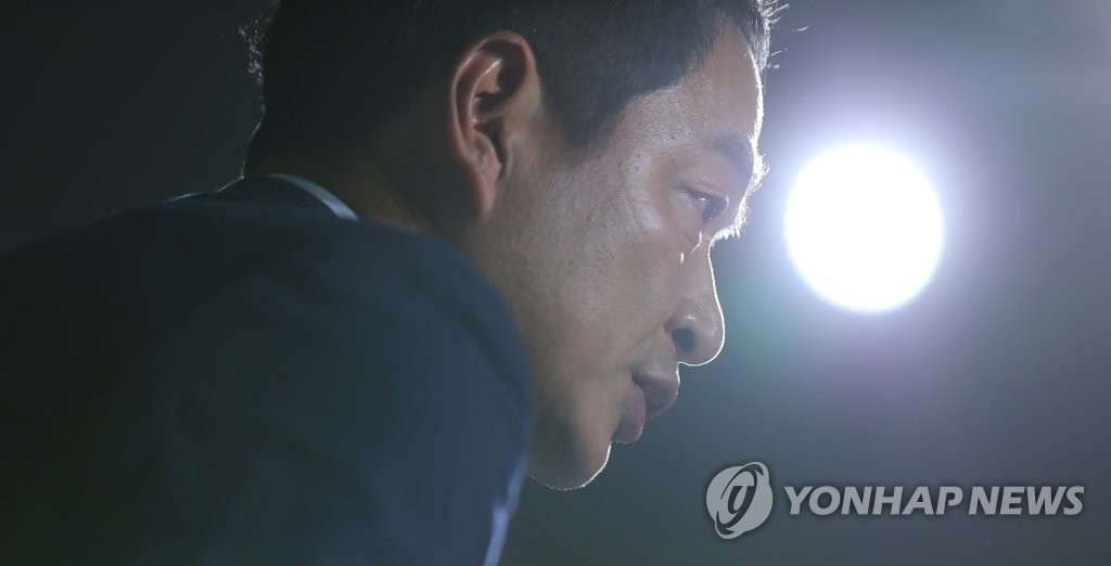In this file photo from Sept. 3, 2019, Choi In-cheul, head coach of the South Korean women's national football team, speaks at his introductory press conference at the Korea Football Association House in Seoul. (Yonhap)