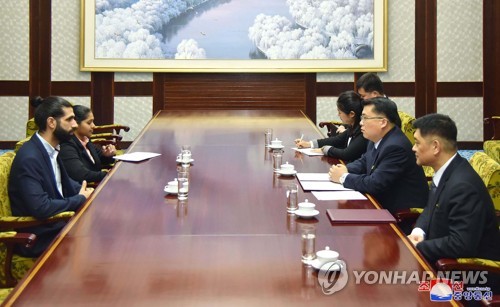 N. Korean, Russian youth leaders meet