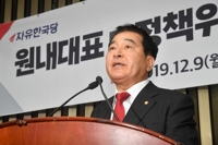 소감 밝히는 심재철 신임 원내대표