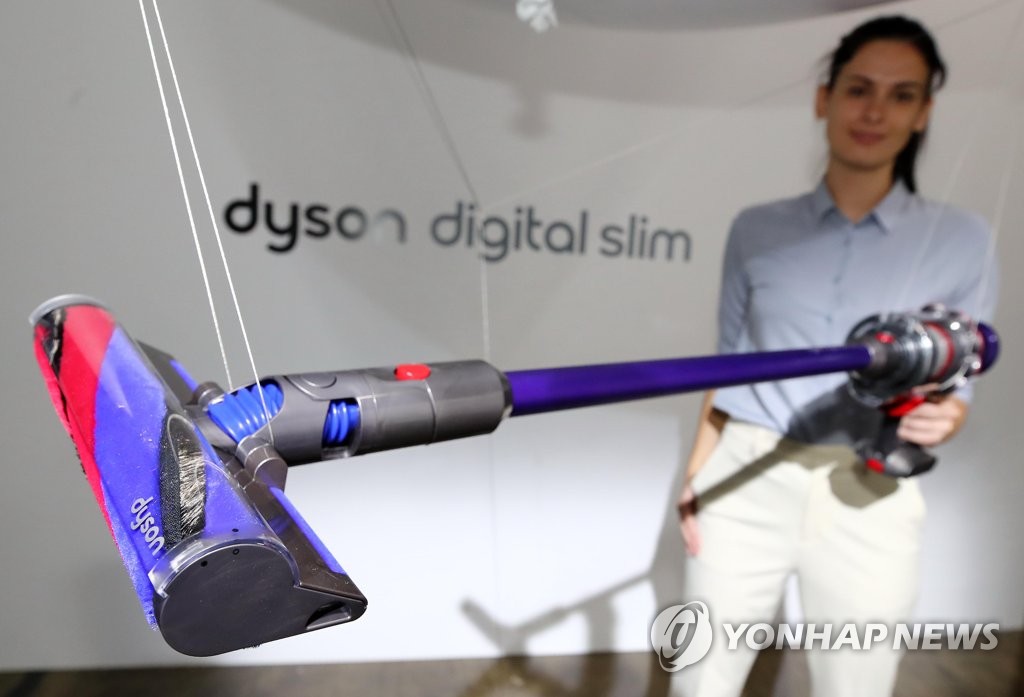 Dyson Omni Glide sv19. Dyson v11s Digital Slim.