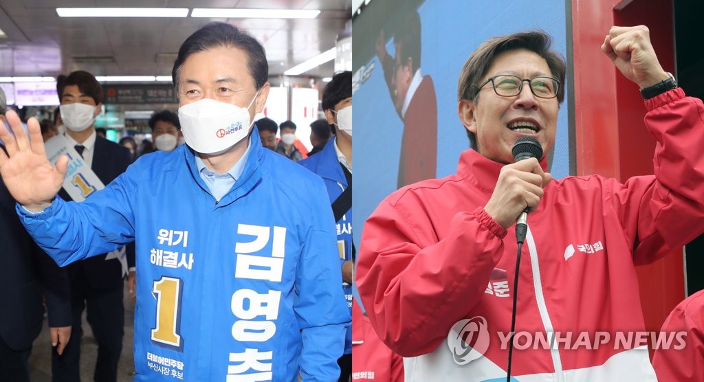 These photos show the Democratic Party's Busan mayoral candidate Kim Young-choon (L) and People Power Party candidate Park Hyung-jun during their election campaigns on March 27, 2021. (Yonhap)