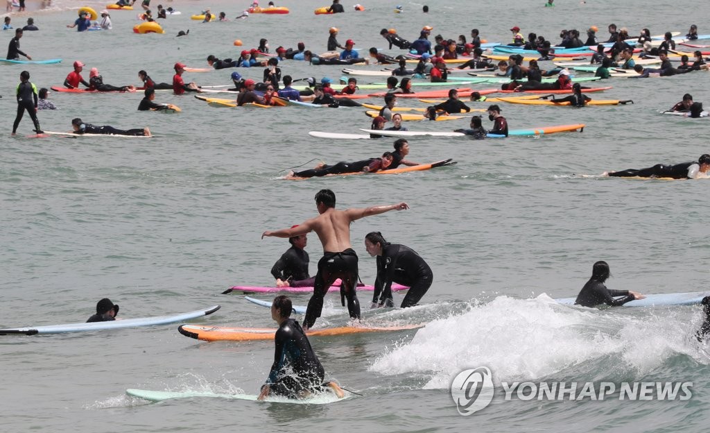 서핑 성지 부산 송정해수욕장
