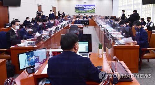 韓国大統領選　コロナ感染・隔離者の投票権保障へ＝与野党が協議