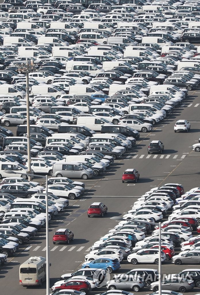 Auto exports hit 7-yr high in 2021