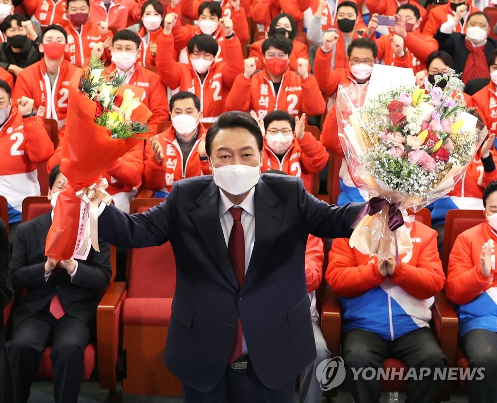 (LEAD) Yoon élu président après une course extrêmement serrée