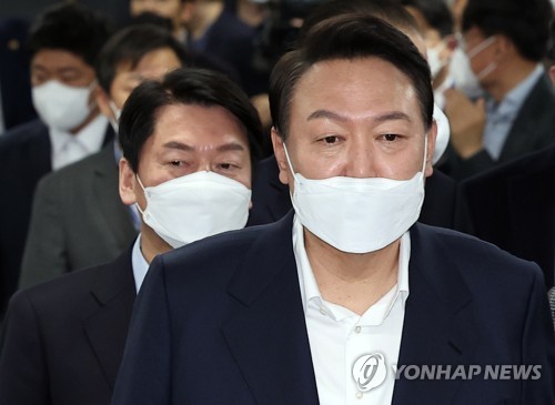 尹 '2차 추경' 드라이브에 민주도 일단 호응…정부 불가 변수