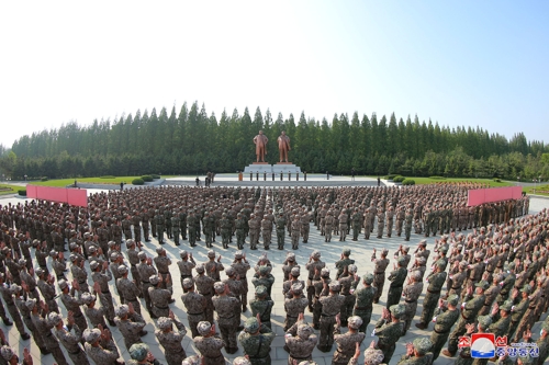 تعبئة الجيش الكوري الشمالي في إمدادات الأدوية وسط تفشي كورونا