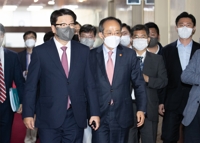 추경안 회동 마친 권성동·추경호