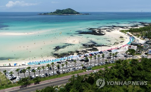 제주 흐리고 무더위…낮 최고 30∼34도