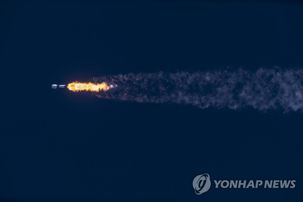 (جديد) أول مركبة مدارية قمرية لكوريا الجنوبية دانوري تدخل مدار القمر - 1