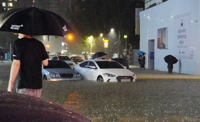 이틀간 폭우에 차량 6천여대 침수…외제차만 1천900여대