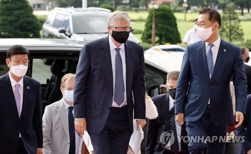 زيارة بيل غيتس إلى البرلمان الكوري الجنوبي