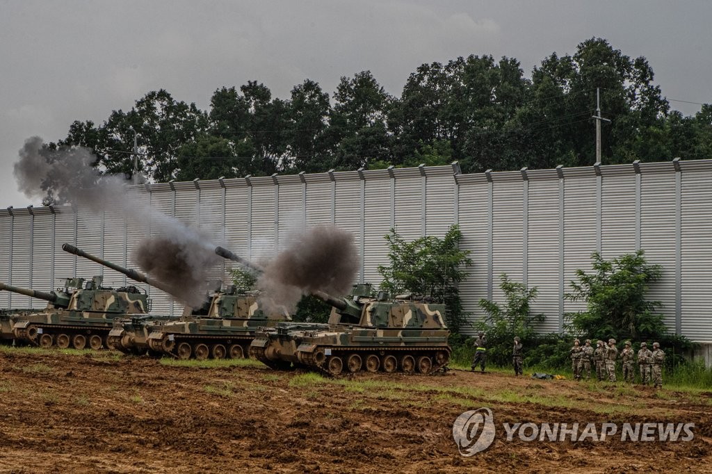韓米連合師団　創設後初の大規模火力訓練実施