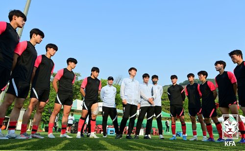 김은중호 U-19 축구대표팀, 우즈베키스탄과 2연전 위해 출국